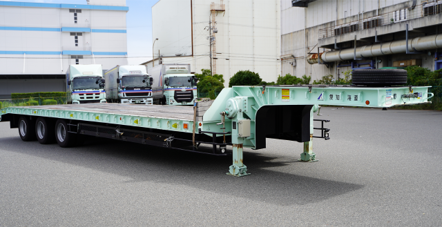 中低床トレーラ